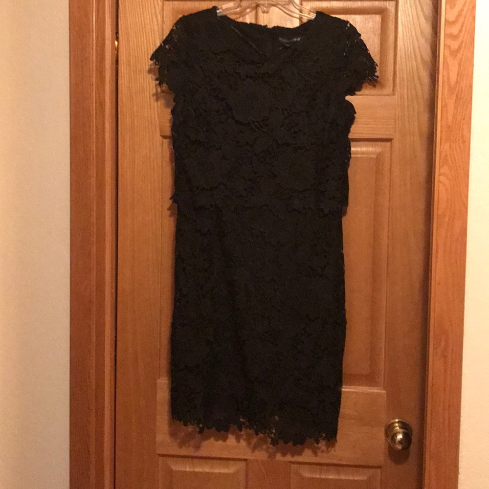 Maddison  Leigh black dress